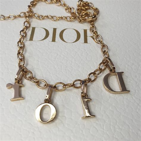 dior kette damen buchstaben